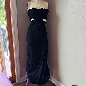 Promesa black strapless max dress size medium